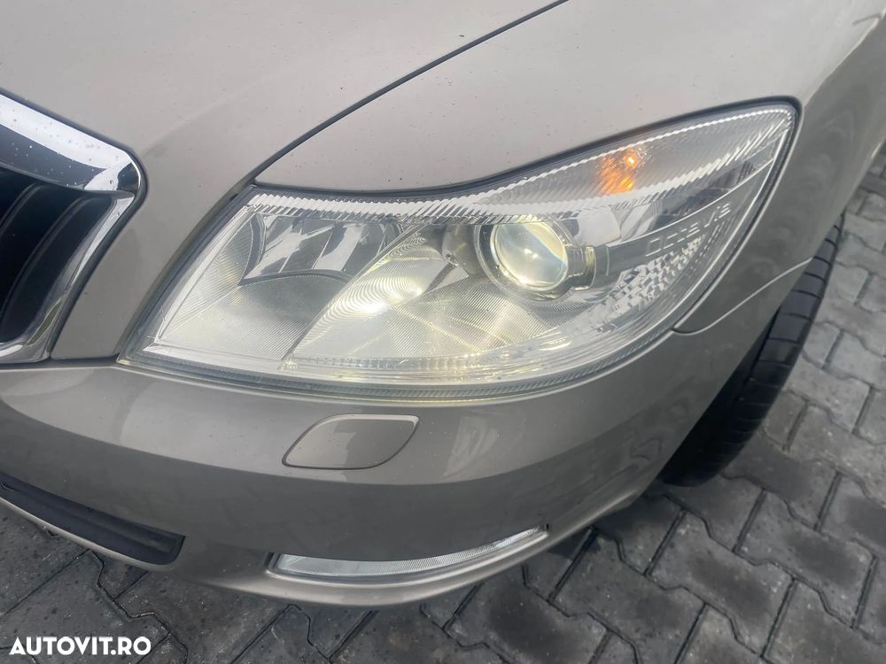Skoda Octavia 1.6 TDI Elegance - 9
