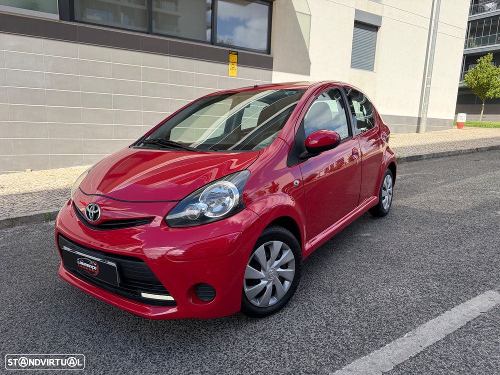 Toyota Aygo 1.0 + AC+VSC - 4