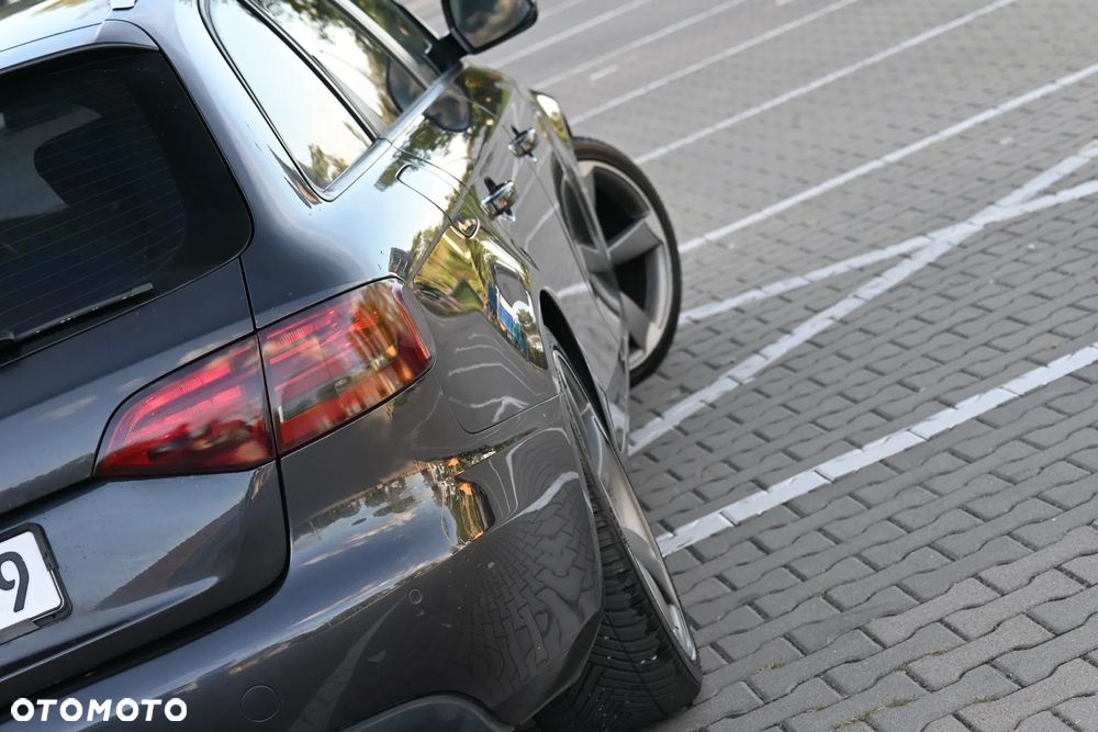 Audi A4 Avant 2.0 TDI - 29