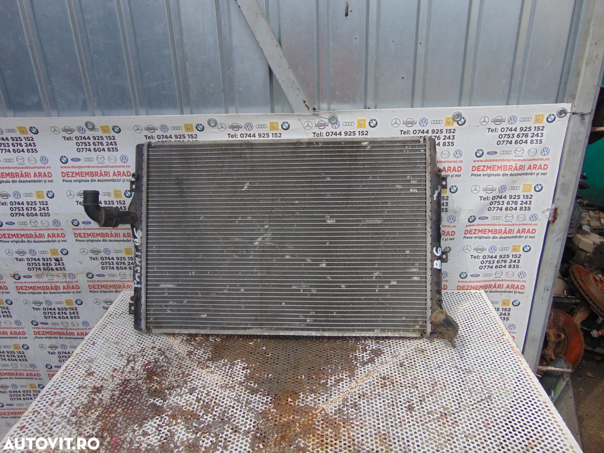 Radiator apa VW Passat B6 Seat Altea Skoda Octavia 2.0 cod 6527901e radiator racire - 1