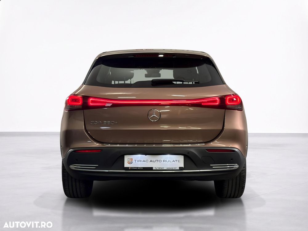 Mercedes-Benz EQA 250 - 5