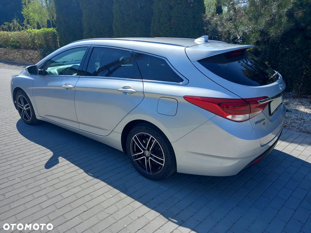 Hyundai i40 Kombi 2.0 Automatik Premium - 15