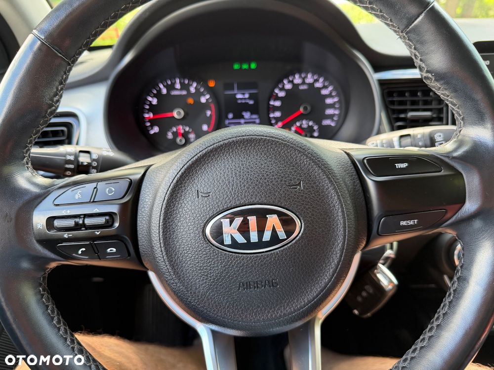Kia Stonic - 19