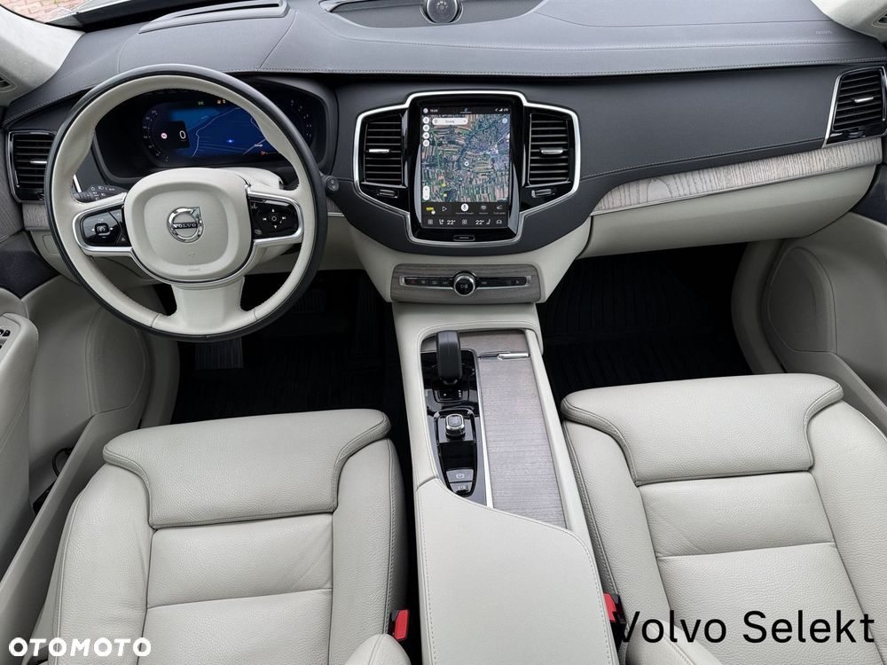 Volvo XC 90 - 18