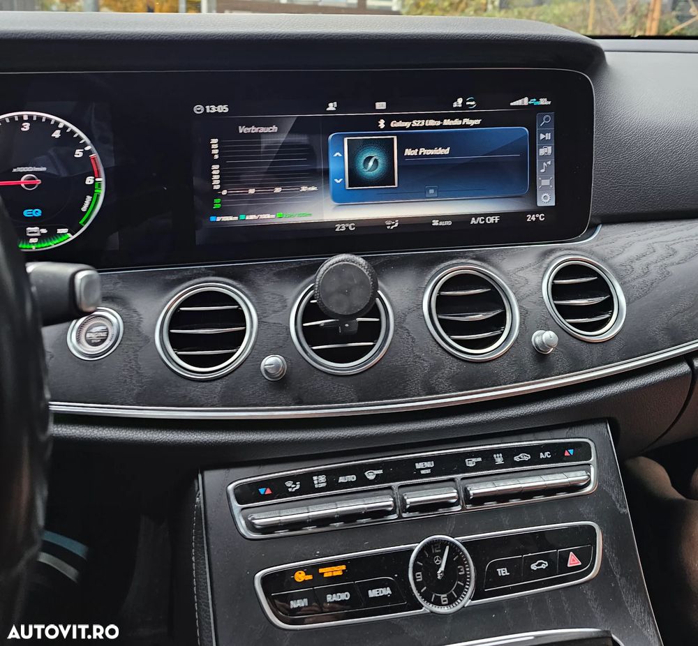 Mercedes-Benz E - 14
