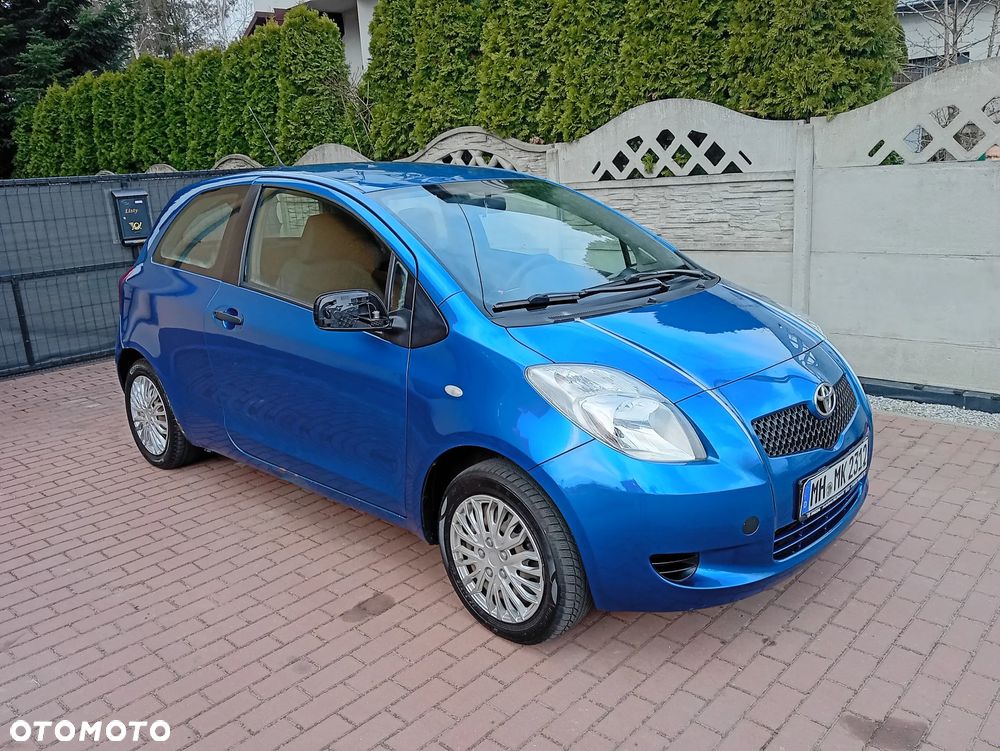 Toyota Yaris 1.0 VVT-i Sol - 2