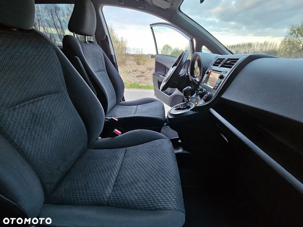 Toyota Verso S 1.33 VVT-i Multidrive Club - 33