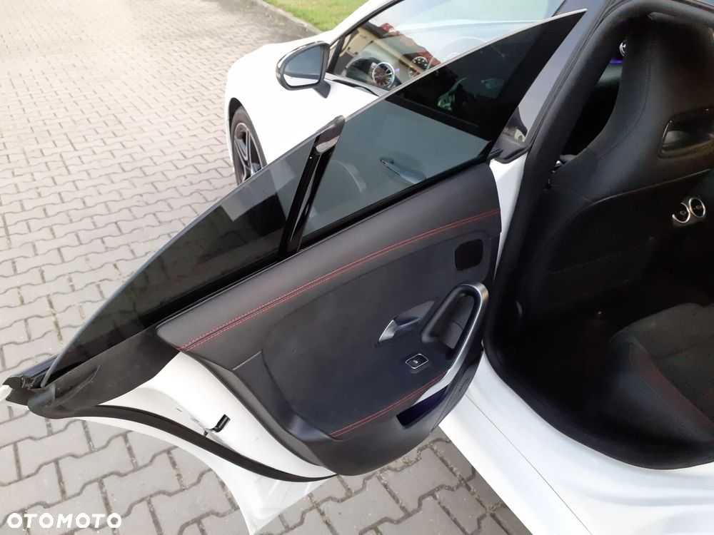 Mercedes-Benz CLA 200 mHEV AMG Line 7G-DCT - 25