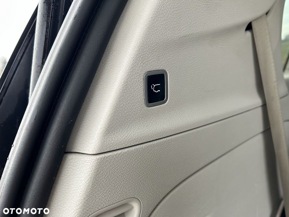 Chrysler Pacifica - 17