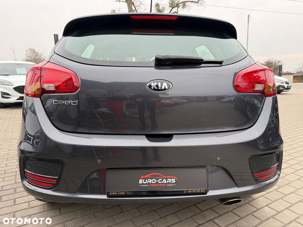 Kia Ceed 1.4 Attract - 6