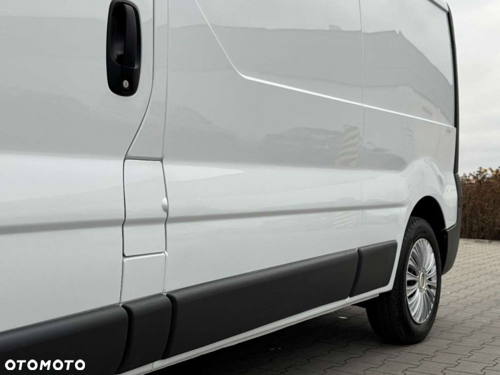 Renault Trafic - 11