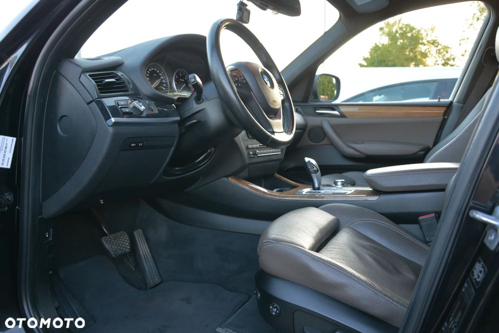 BMW X3 xDrive20d - 27