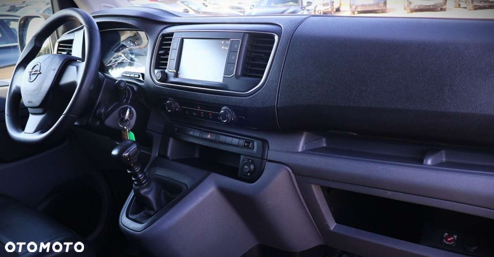 Opel Vivaro - 14