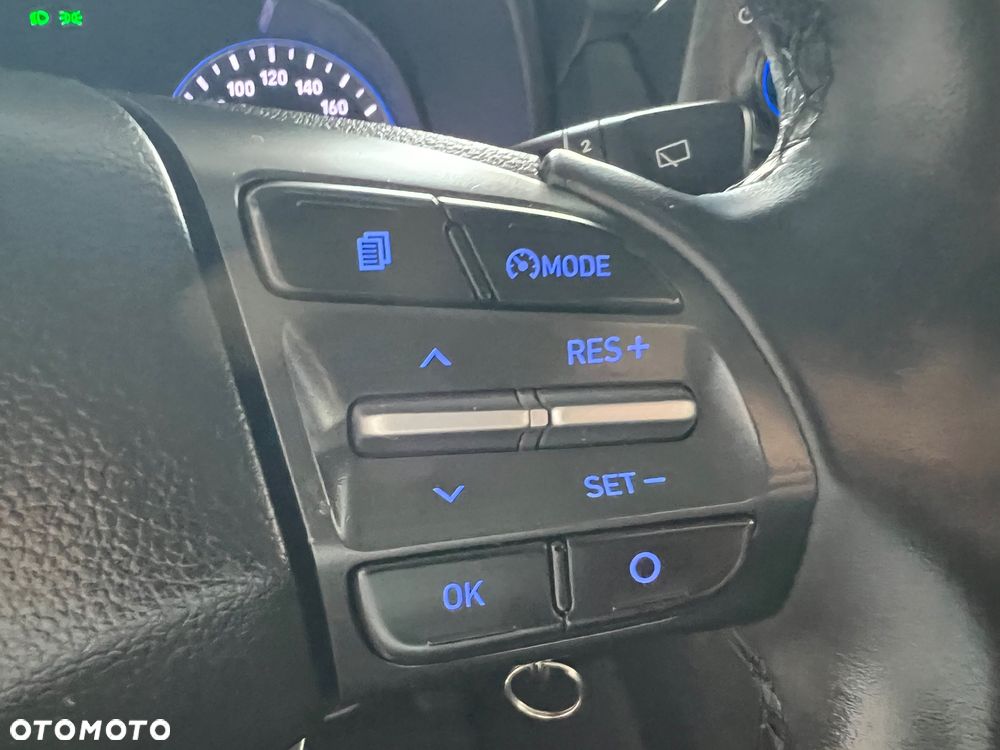 Hyundai Kona - 22