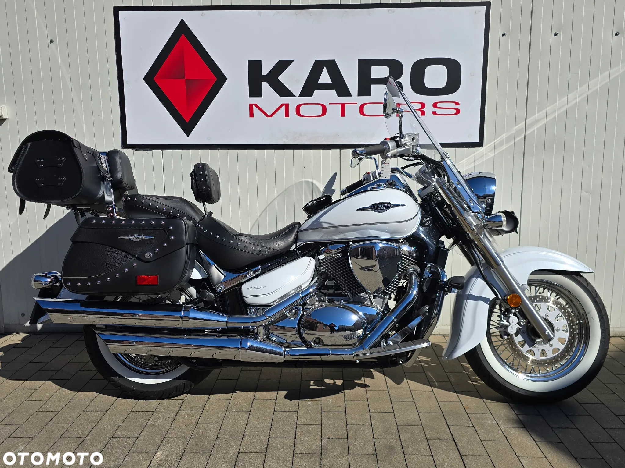 Suzuki VL 800 Volusia - Boulevard C50 - 2
