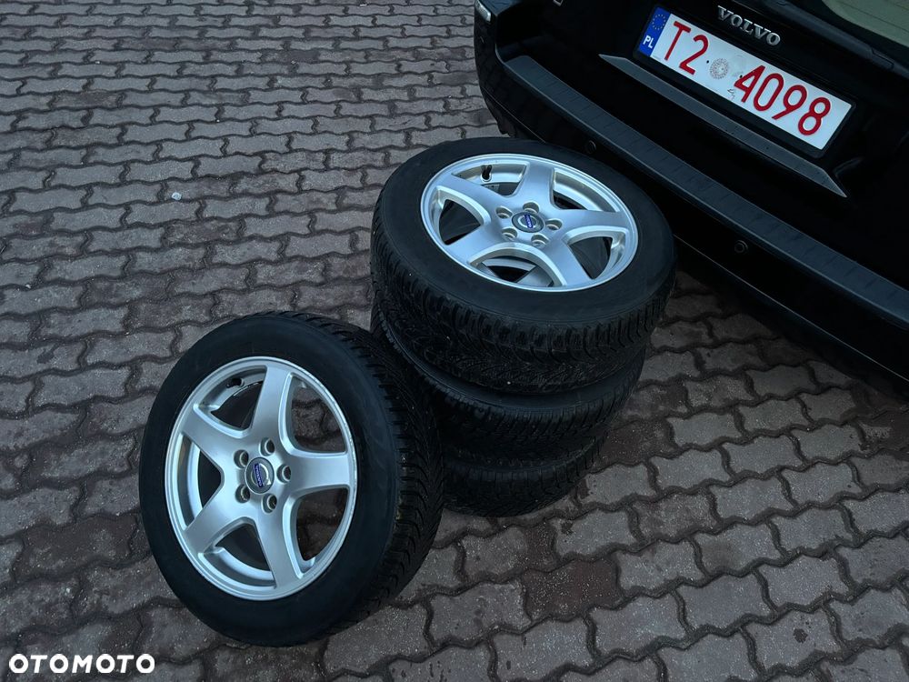 Volvo V70 2.4 Momentum - 37