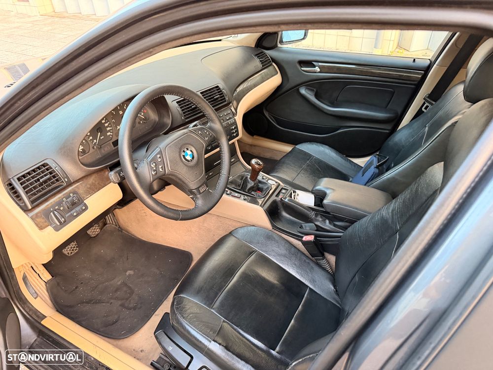 BMW 320 d Touring - 9