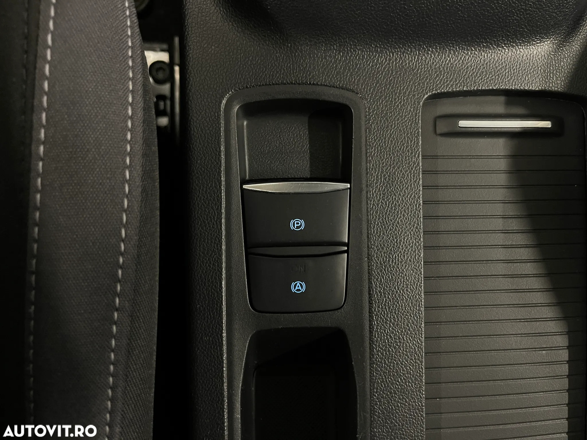 Ford Focus 1.0 EcoBoost Trend Edition - 23