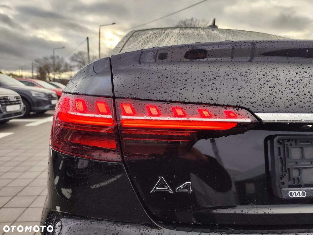 Audi A4 Limousine - 11