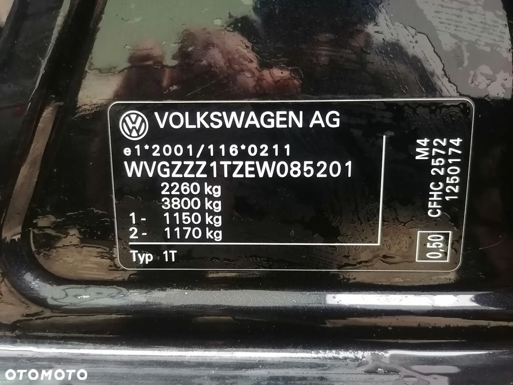 Volkswagen Touran - 16