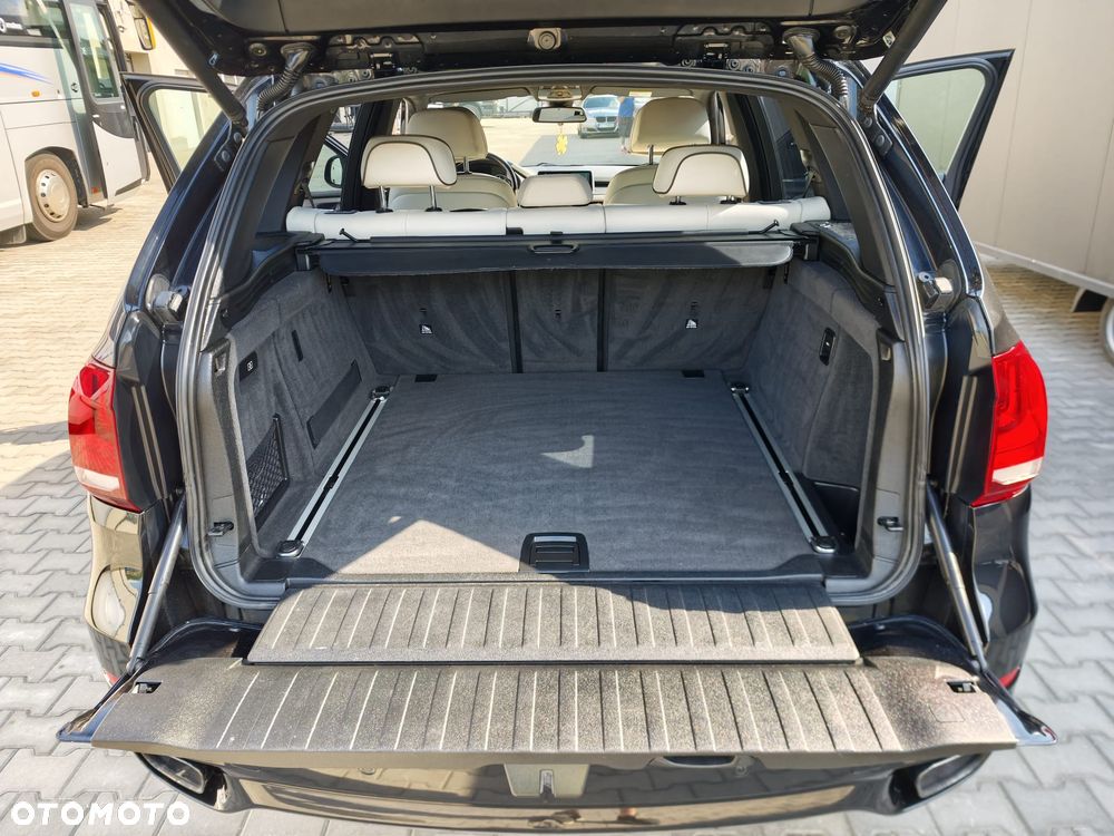 BMW X5 M M50d - 8