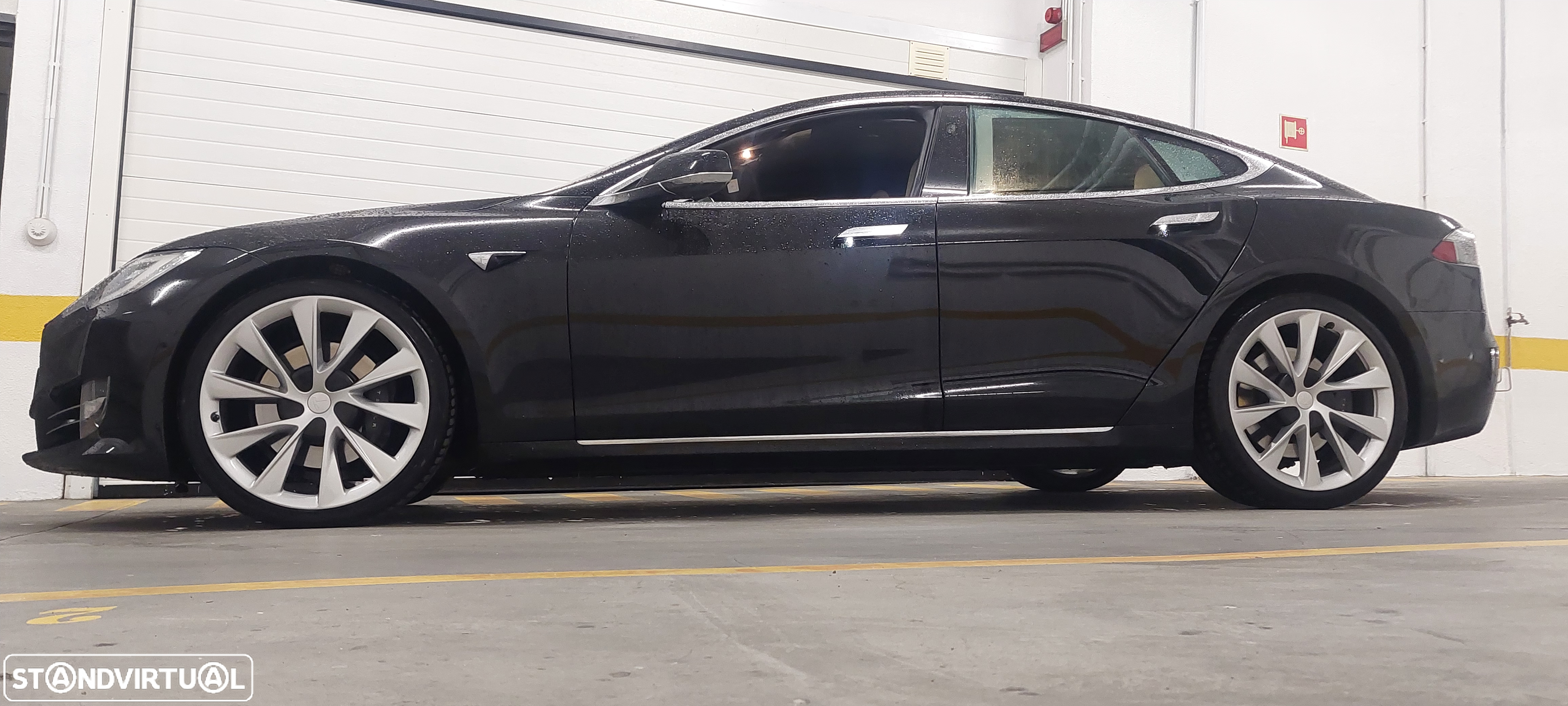 Tesla Model S Long Range - 5