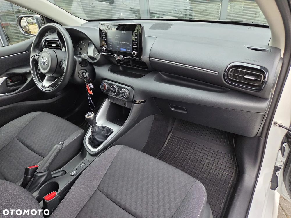 Toyota Yaris 1.5 Comfort - 30