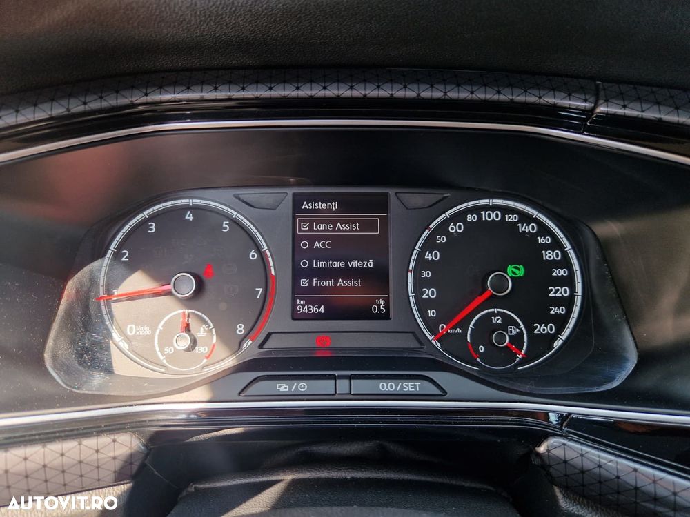 Volkswagen T-Cross - 14