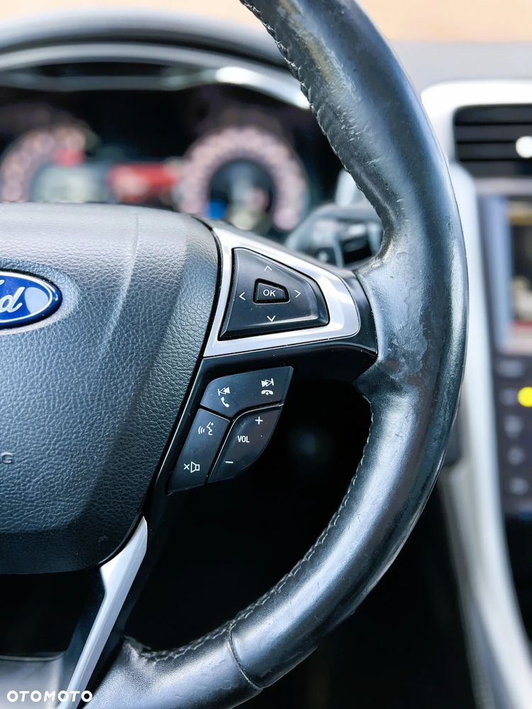 Ford Mondeo - 23