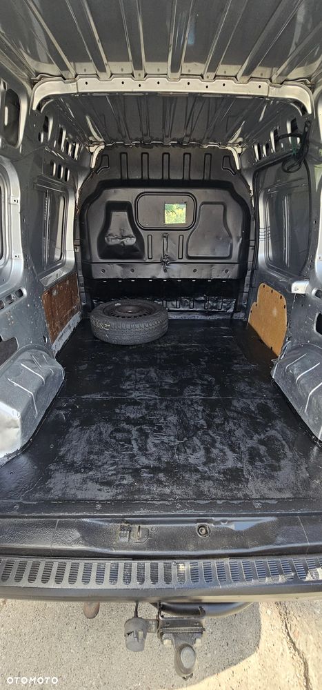 Ford Transit Connect - 7