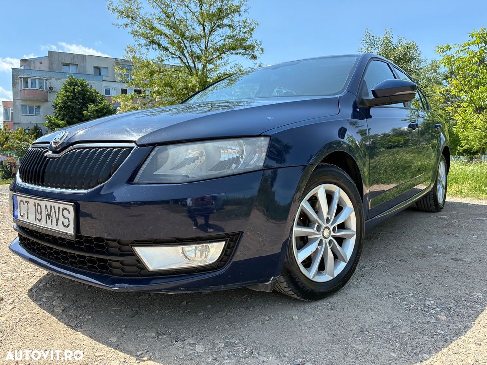 Skoda Octavia 1.6 TDI Ambiente - 4