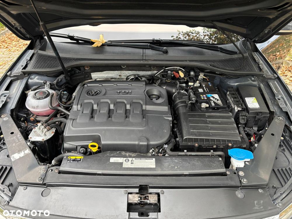 Volkswagen Passat - 17