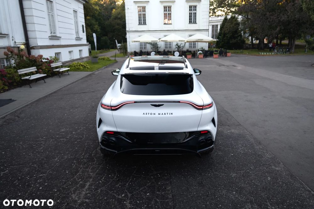 Aston Martin DBX707 - 12