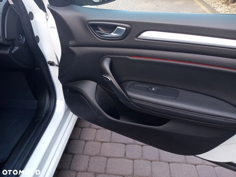 Renault Megane 1.5 Blue dCi Intens EDC - 37