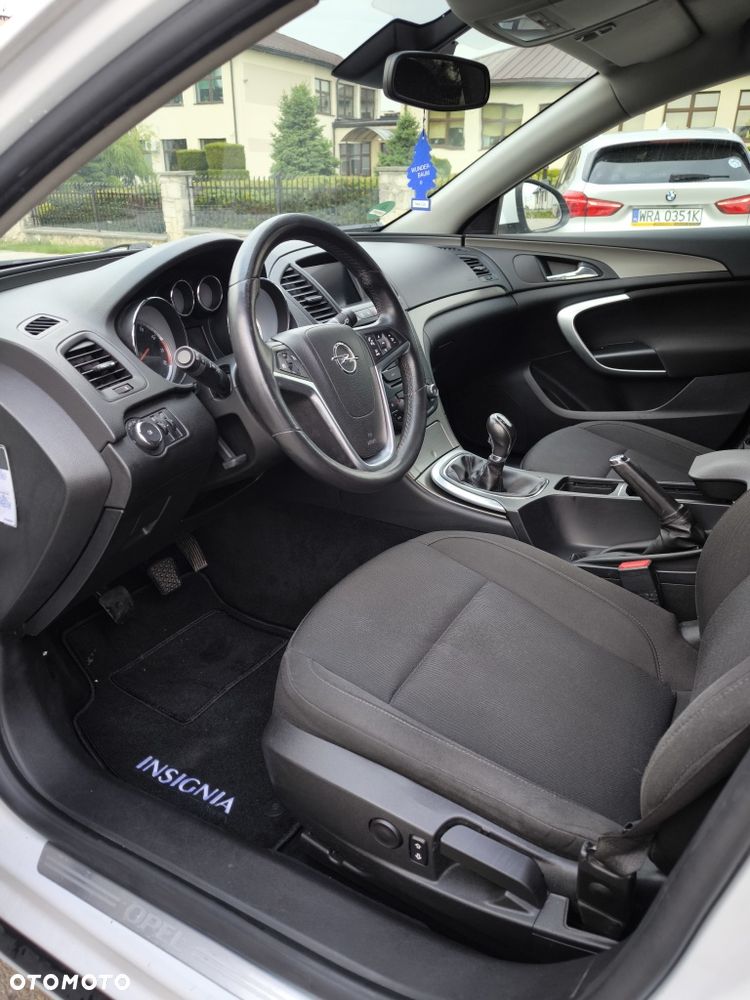 Opel Insignia - 8
