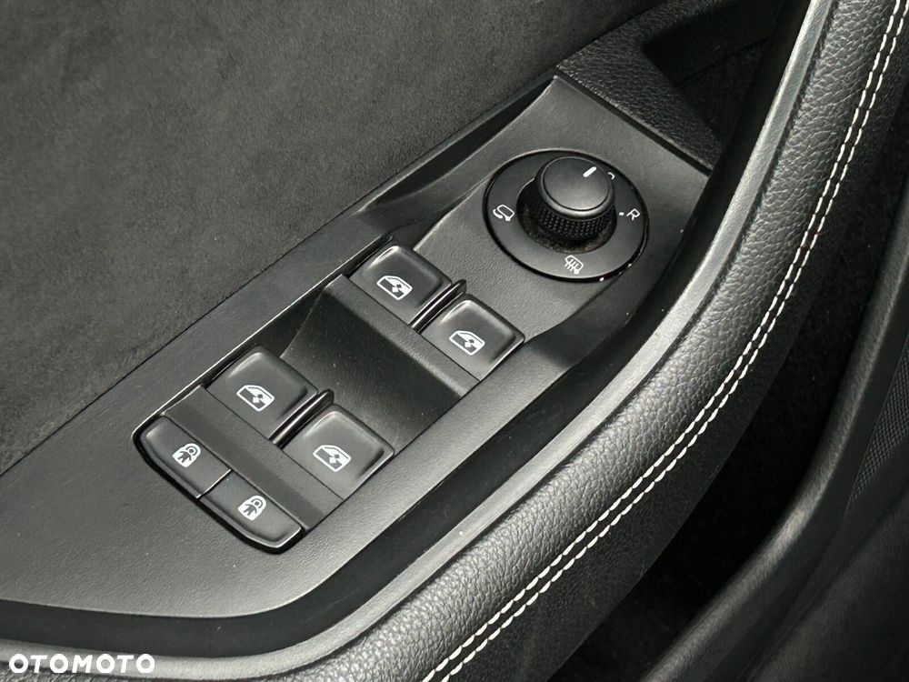 Skoda Superb 2.0 TSI Sportline DSG - 21