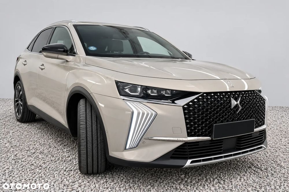 DS Automobiles DS 7 Crossback 1.6 E-Tense 4x4 Grand Chic - 3