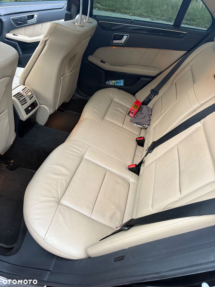 Mercedes-Benz Klasa E 350 CDI 4-Matic BlueEff Avantgarde - 12