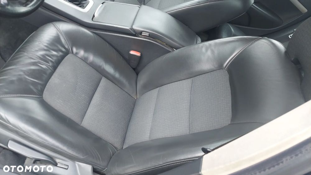 Volvo V70 2.0 Momentum - 7