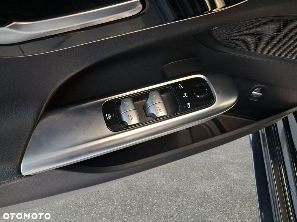 Mercedes-Benz Klasa C - 23