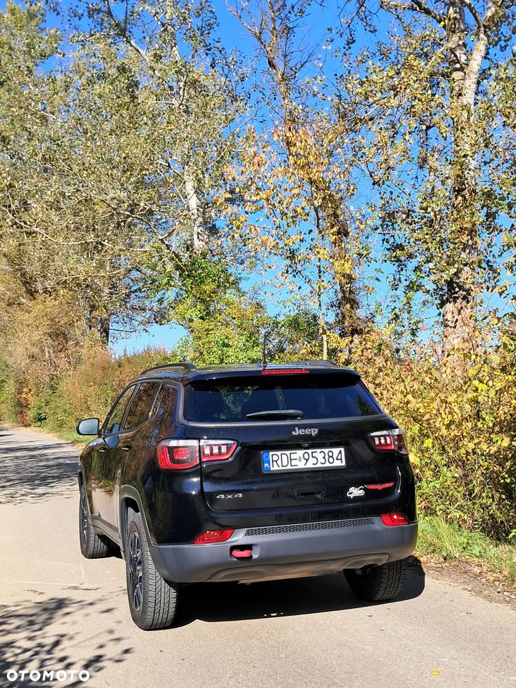 Jeep Compass - 31