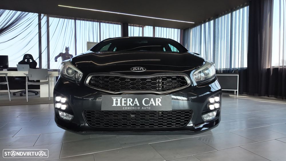 Kia Ceed 1.6 CRDi GT Line - 4