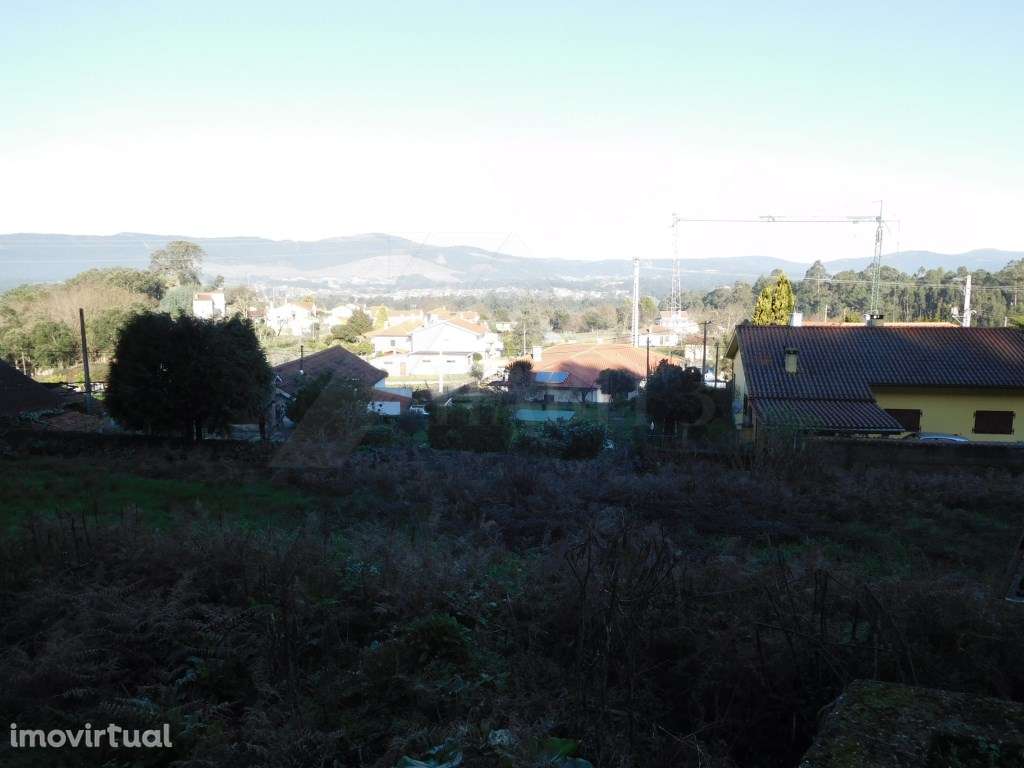 Terreno de construção. - Grande imagem: 2/3