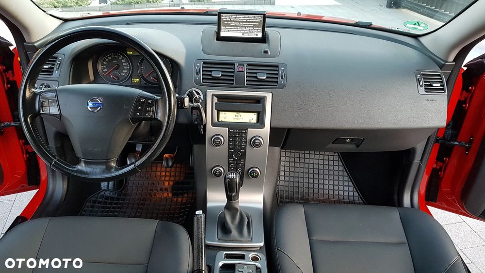 Volvo V40 - 8