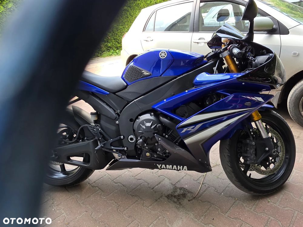 Yamaha YZF - 29