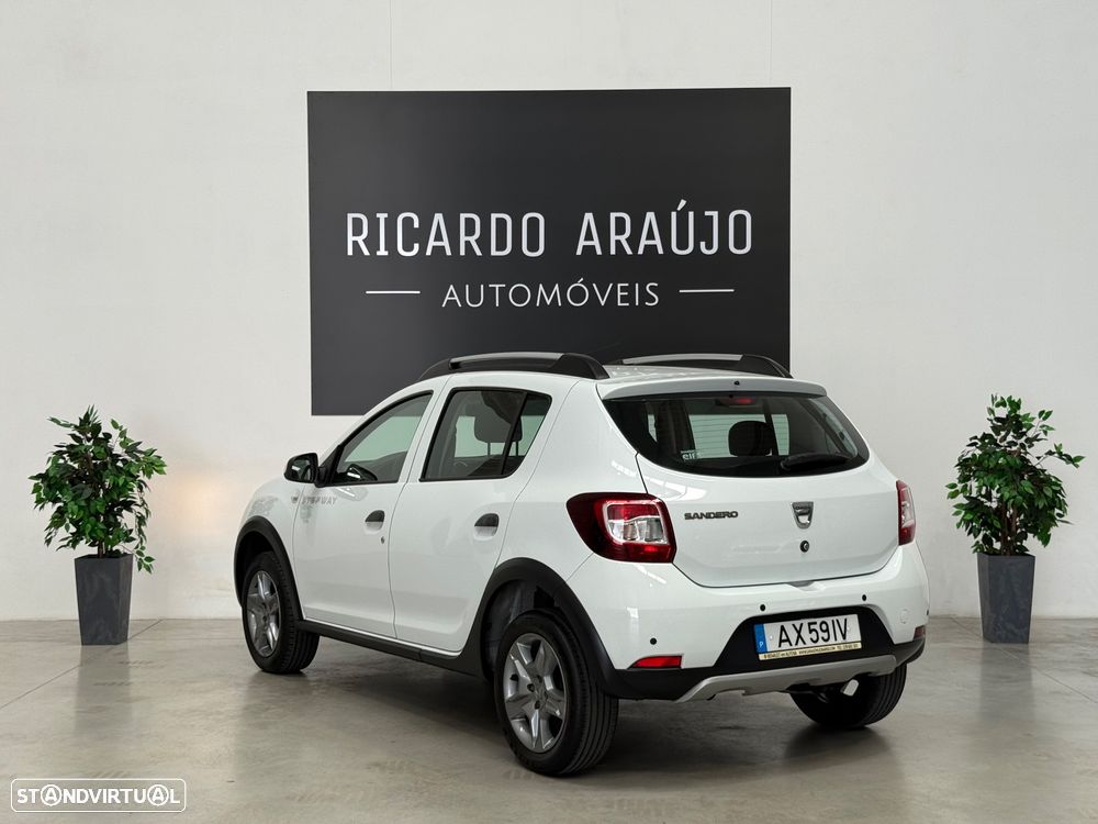 Dacia Sandero 0.9 TCe Stepway - 3