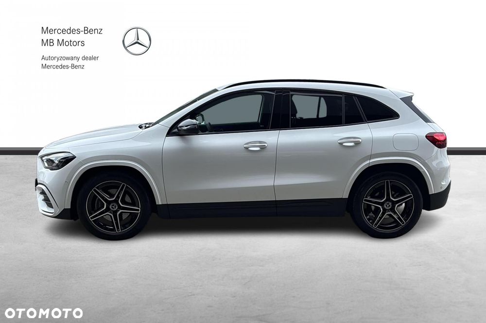 Mercedes-Benz GLA - 2