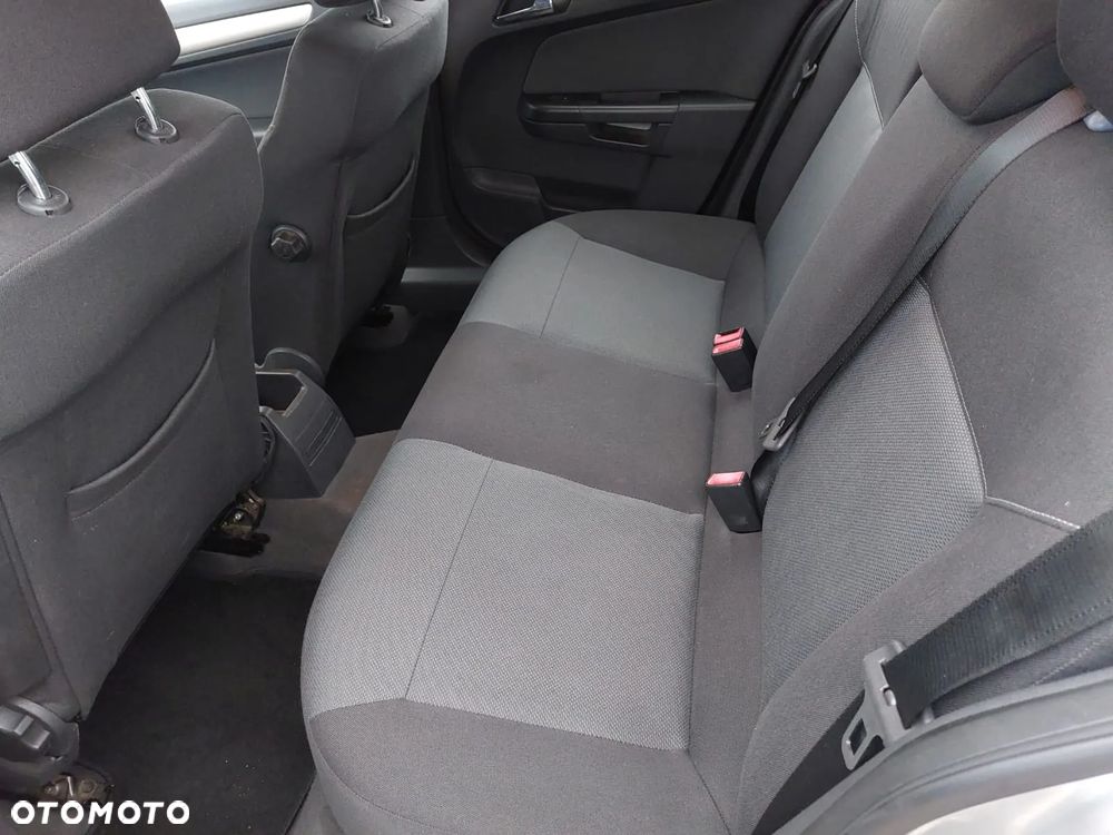 Opel Astra 1.6 Cosmo - 20