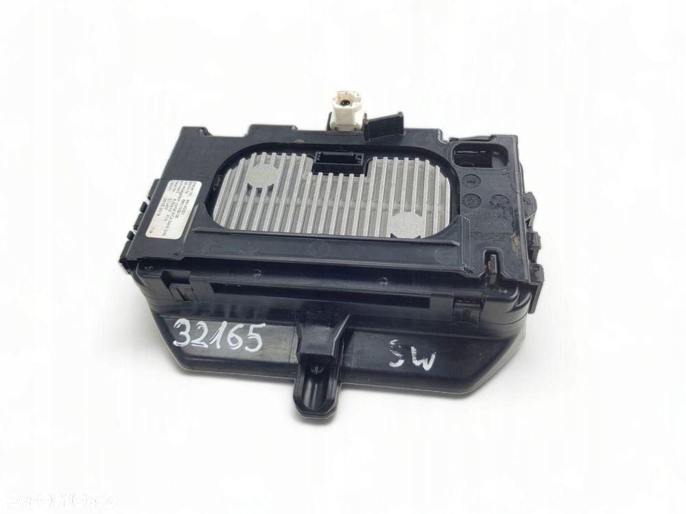 Ładowarka Indukcyjna BMW M5 G30 F90 6801509 - 4