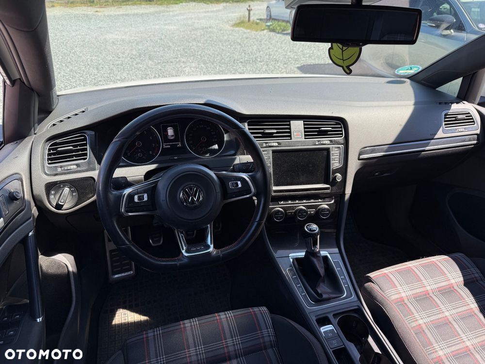 Volkswagen Golf GTI BlueMotion Technology - 6